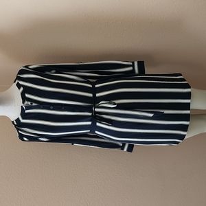 Beautiful dress, size xxs , brand LOFT, new.